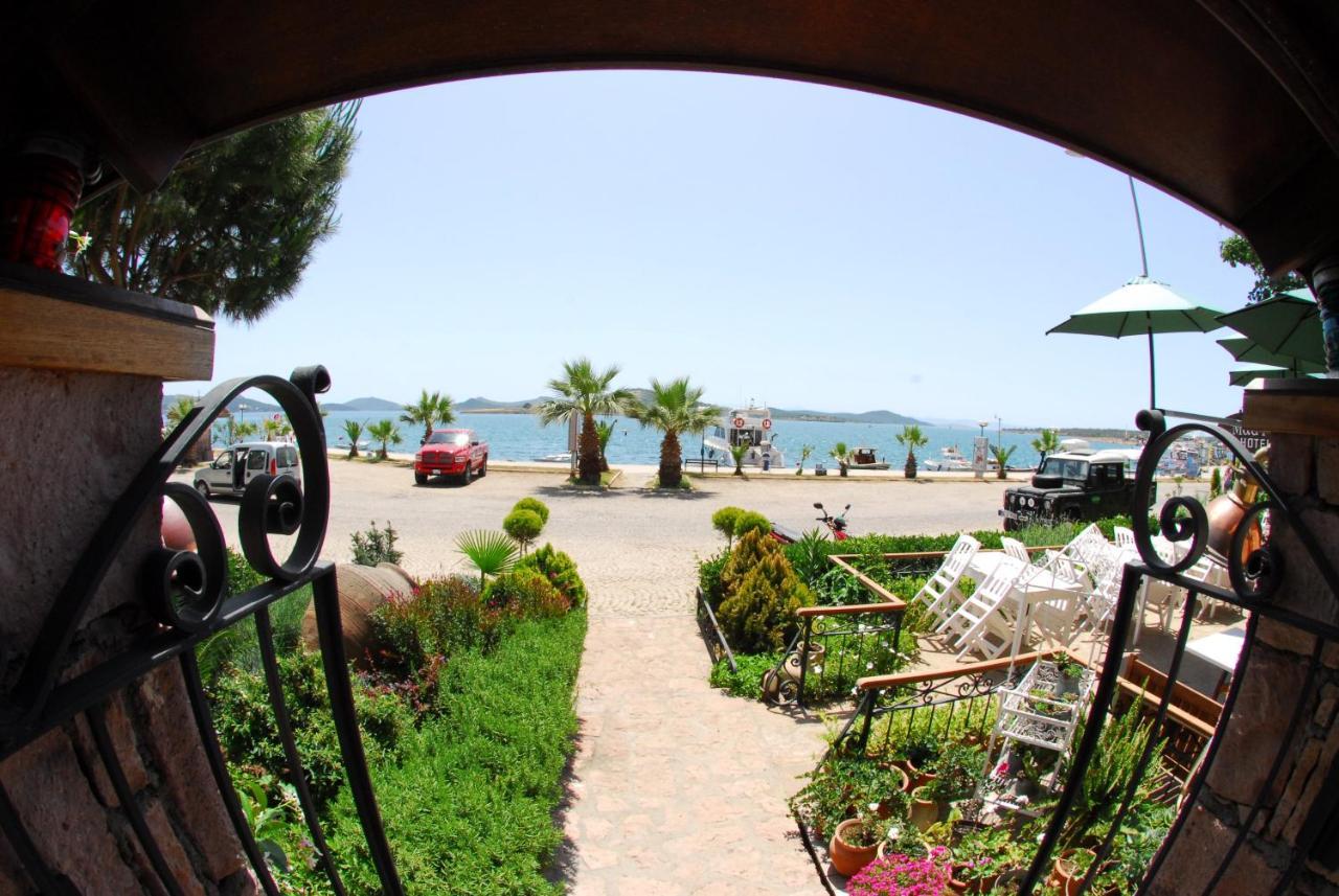 Aliye Hanim Hotel Ayvalı Eksteriør billede