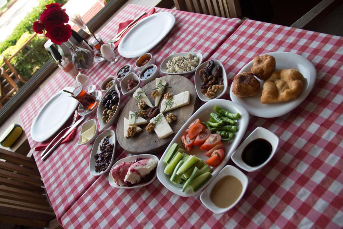 Aliye Hanim Hotel Ayvalı Eksteriør billede