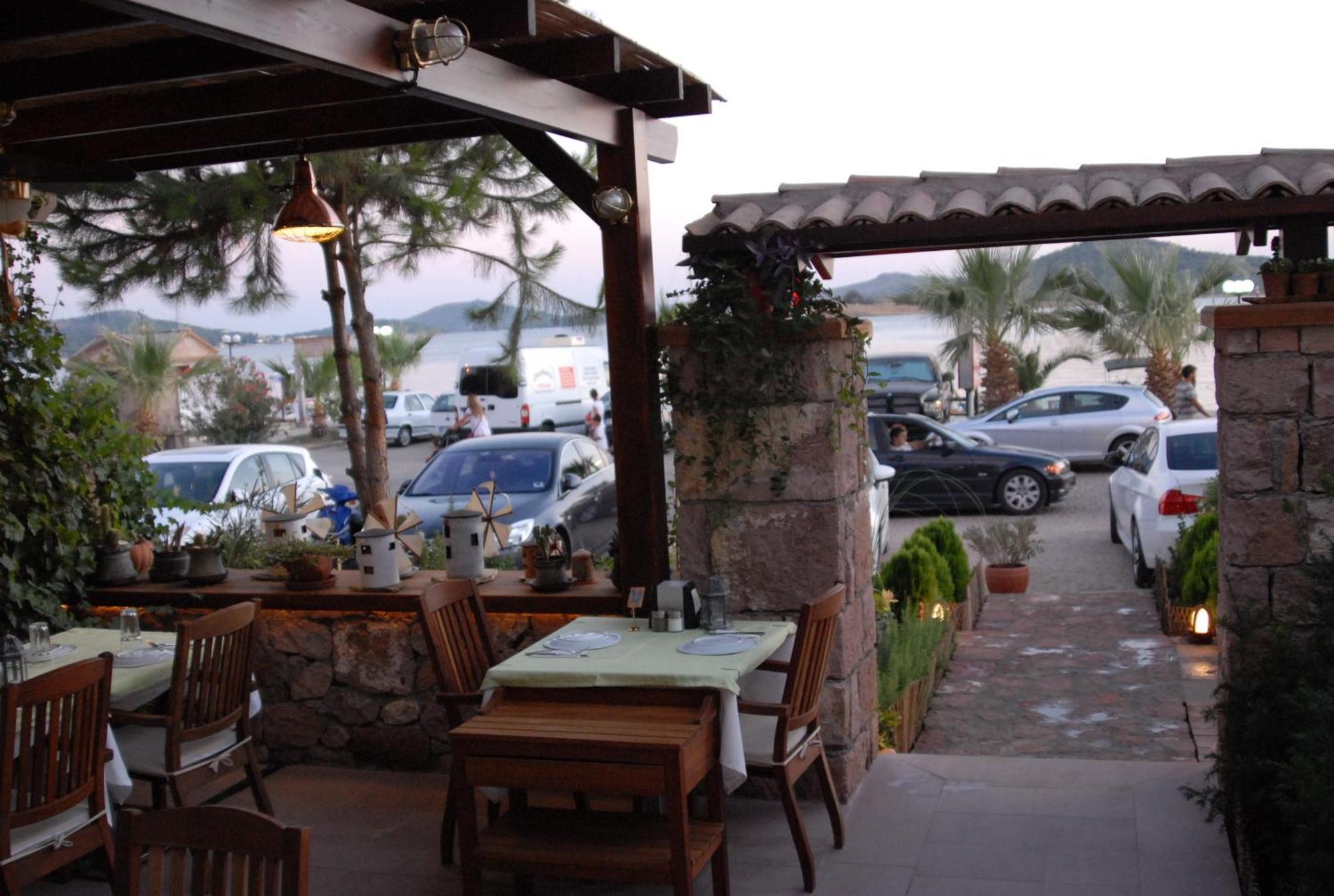 Aliye Hanim Hotel Ayvalı Eksteriør billede